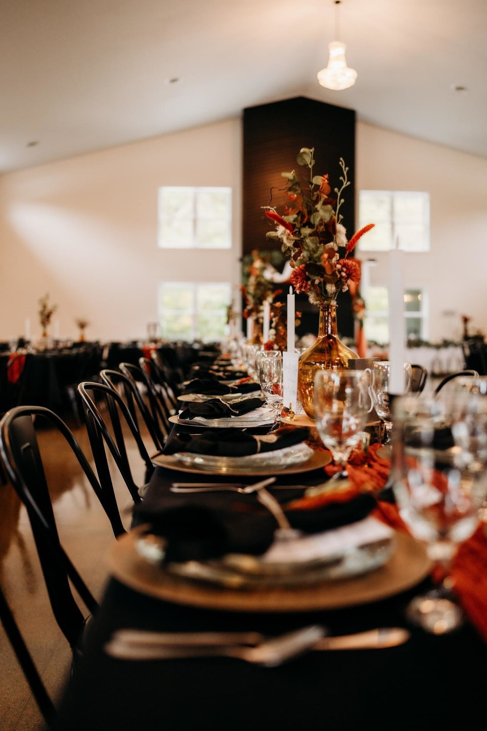 Background image set table